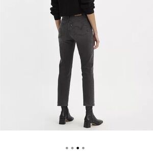 Levi's Women's Charcoal wedgie straight Jeans